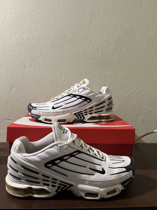 Оригинални Nike Air Max Plus 3 TN – бяло / черно 45/29см стелка