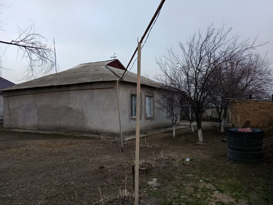 Үй және времянкасымен сатылады