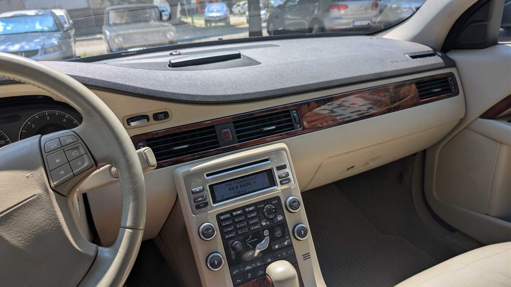 Volvo S80 II 2.4 D5 (185 к.с.)