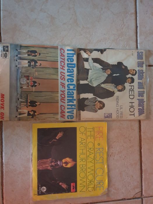 Продавам грамофонни плочи