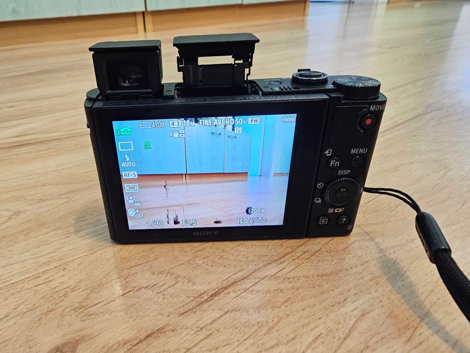 SONY Cyber-shot DSC-HX90
