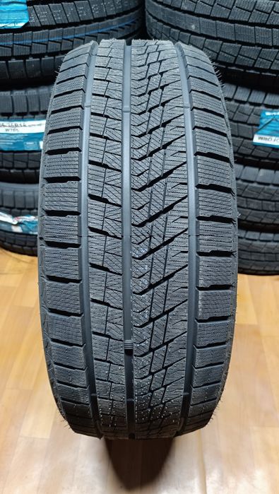 225/50R18  DOVROAD