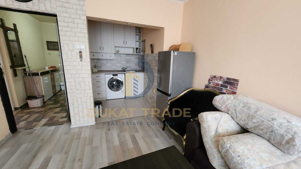 Дава се под наем Тристаен апартамент в Варна, Чайка - 80 кв.м за 663 € - Снимка #3
