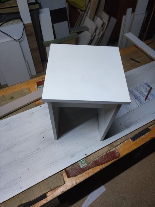 Продам табуретки