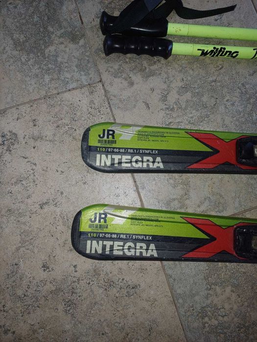 Schiuri integra 110 + clăpari nordica 240-245 + bețe