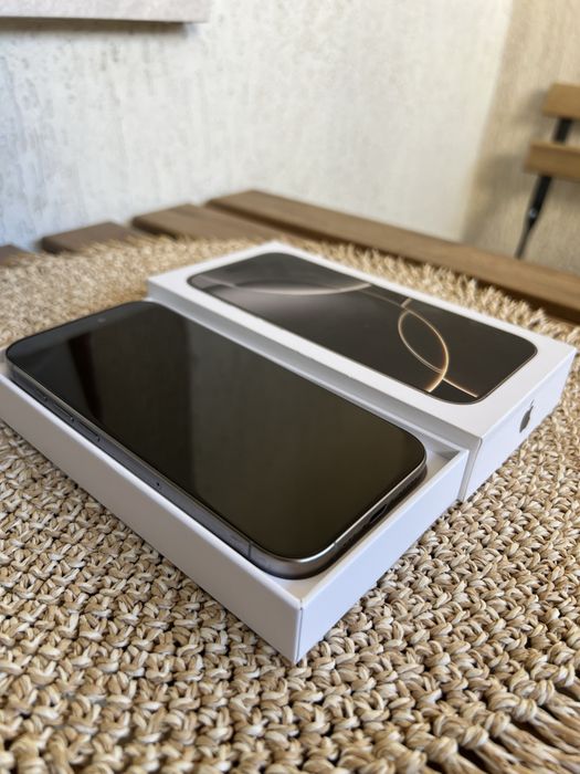 iPhone 16 Pro 128GB перфектен + гаранция