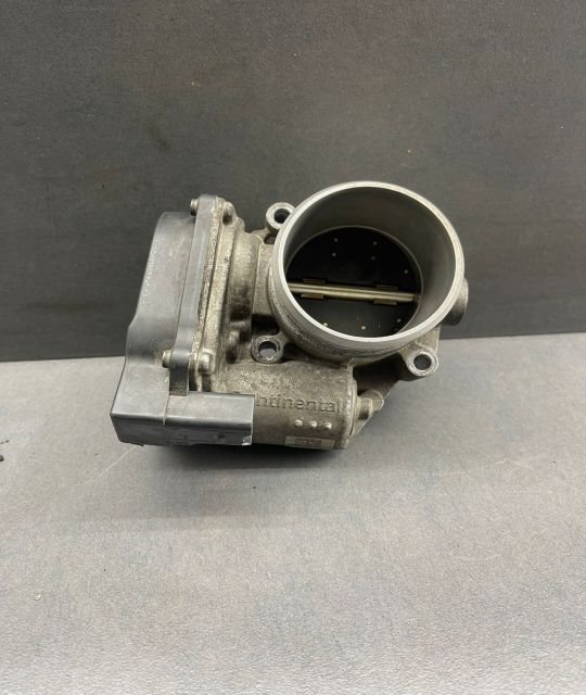 Clapeta acceleratie 06F133062J Skoda Yeti prima generatie seria Cross