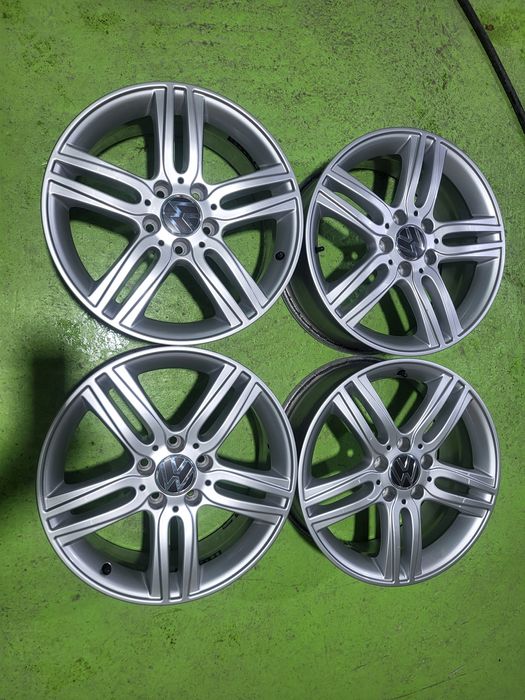 17 5x112 Vw Golf Touran Caddy Skoda лети джанти 5х112