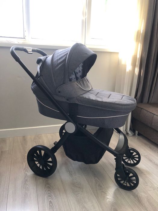 Продам коляску б/у