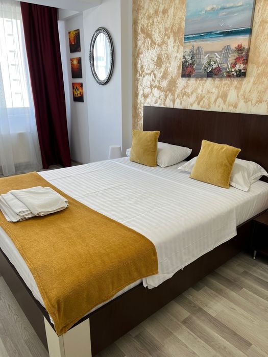 Inchiriez 2 Apartamente Zona Summerland utilat complet