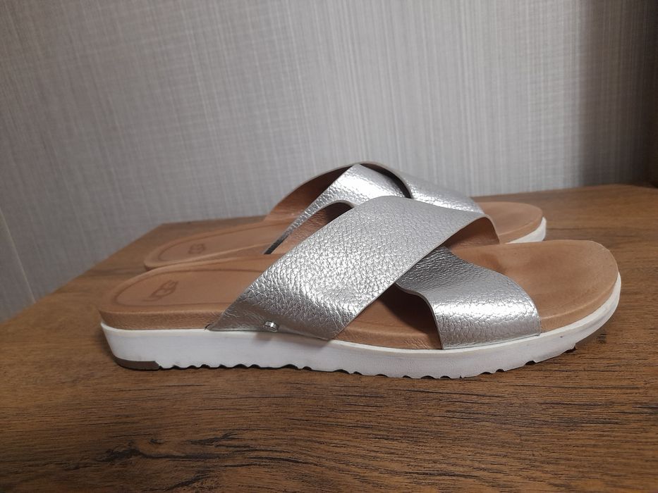 UGG Kari дамски чехли 41 номер.