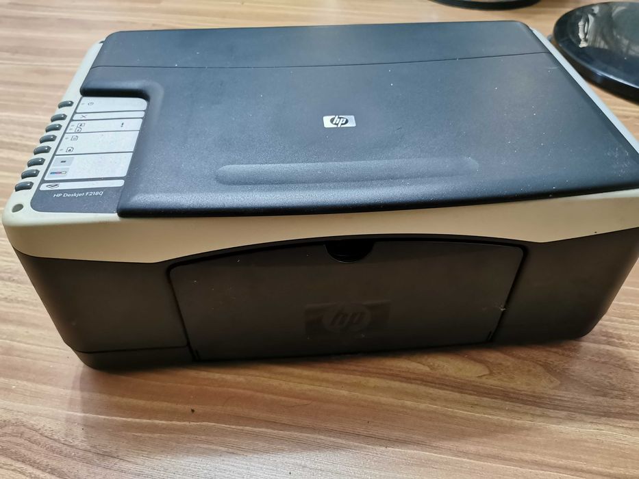 Imprimanta Multifunctionala HP Deskjet F2180