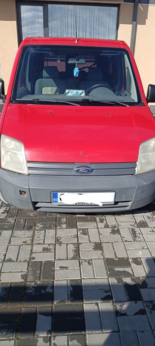 Vând Ford Turneo Connect