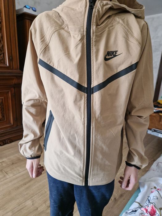 Hanorac Nike tech windrunner