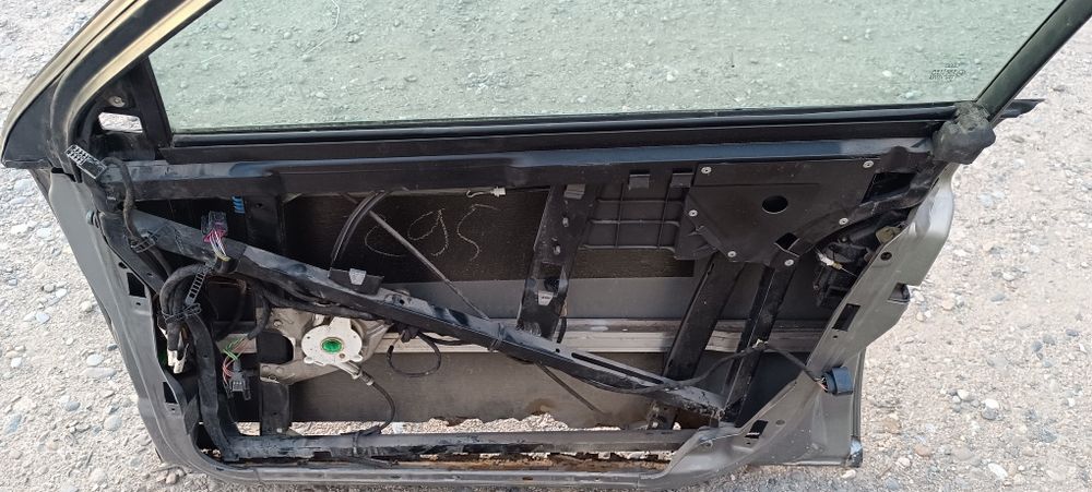Продам 4 двери на Audi A6 C5 Allroad.