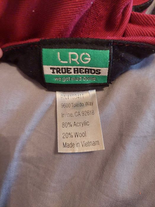 Червена шапка LRG