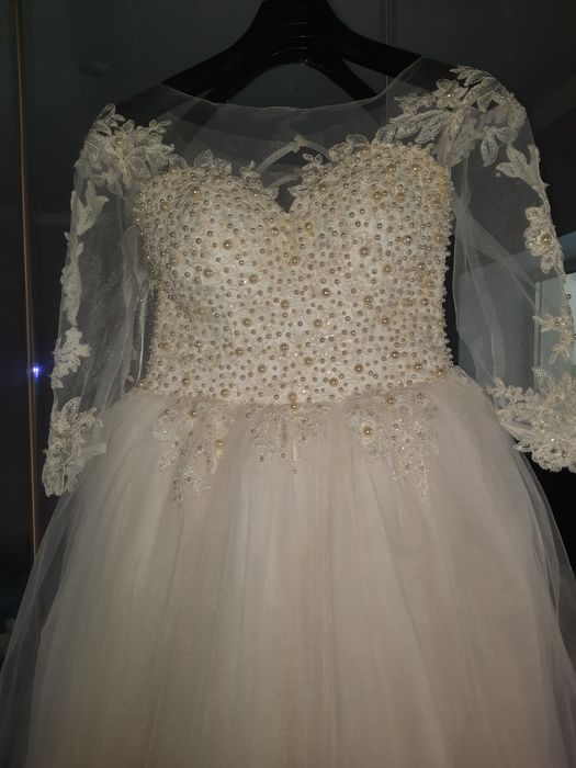 Продам свадебное платье