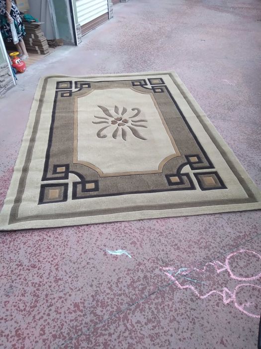 Килим тип Персийски