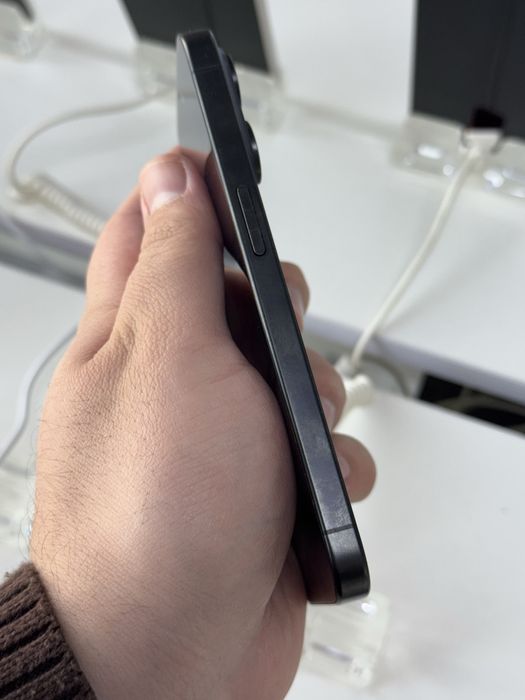 Айфон 15про 256гб 82%