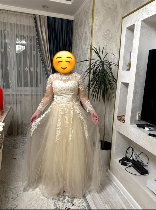 Вечерный платье.