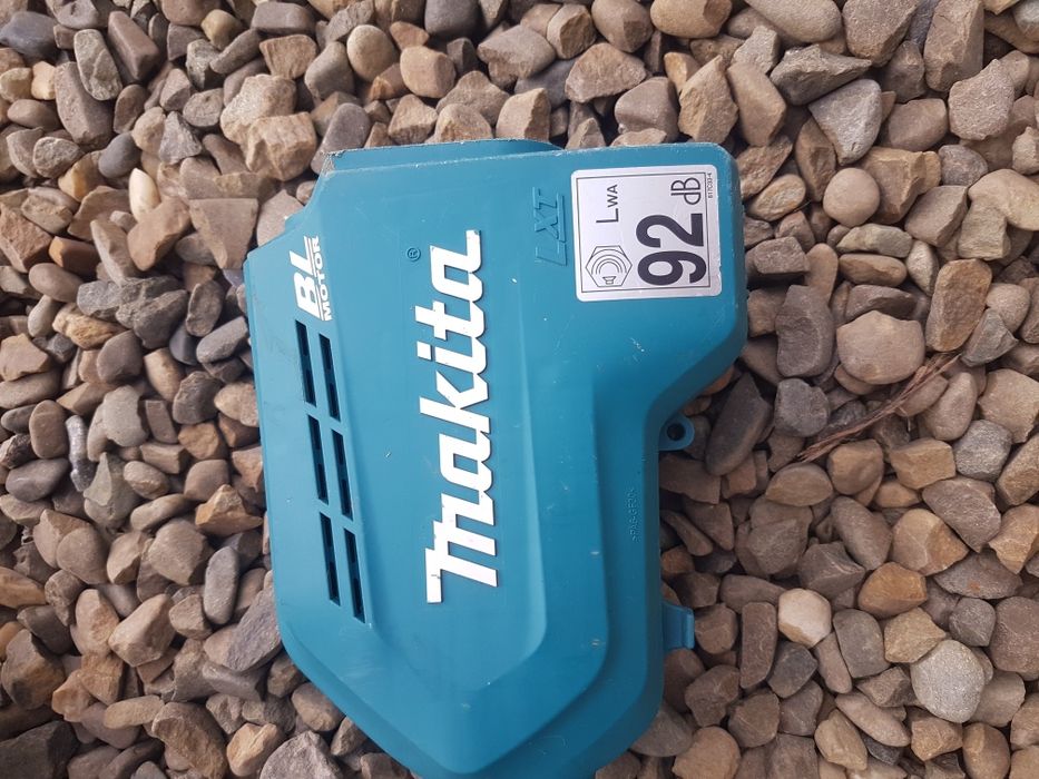 Maşină de tuns iarba