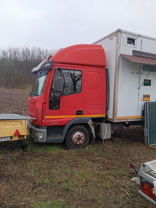 Camion apicol  Iveco