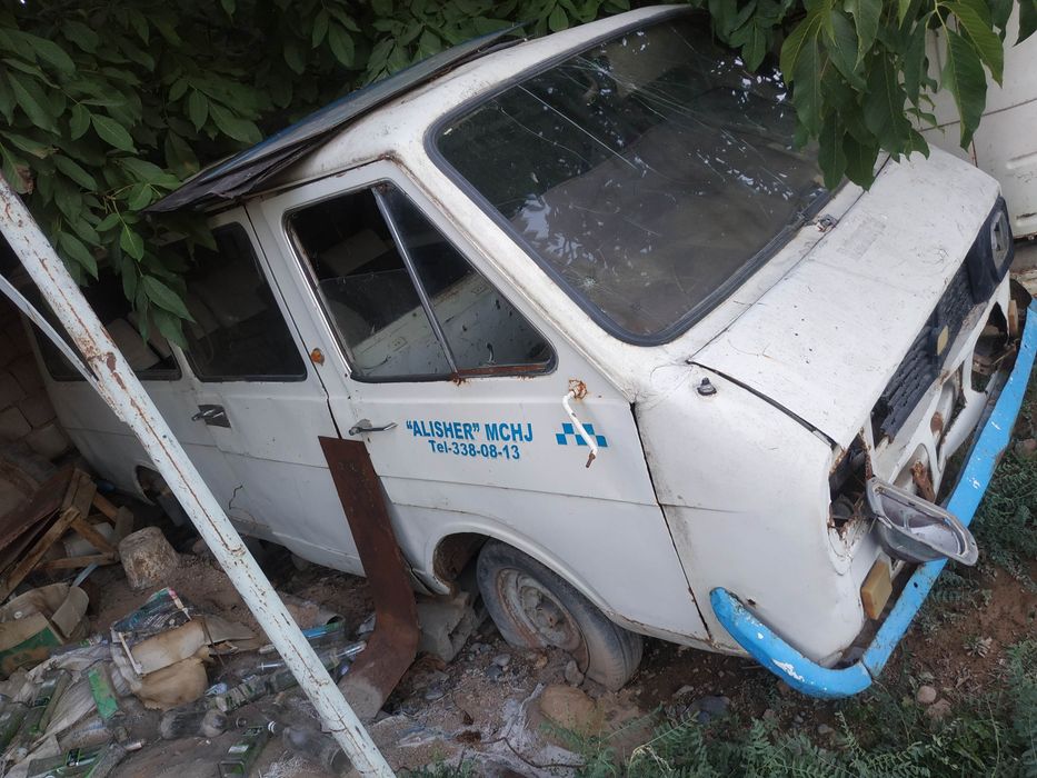 Раф сотилади срочна