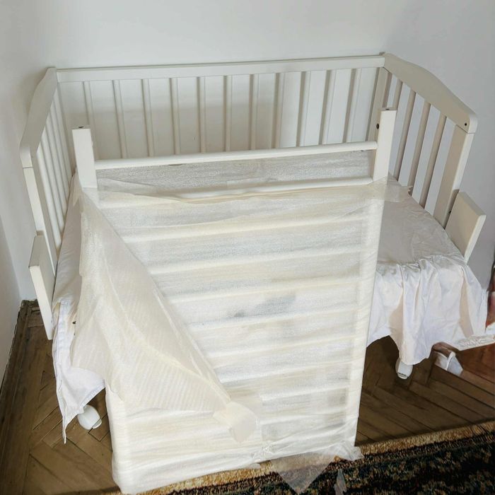 Vând pătuț bebeluși Waldin 2 în 1 co-sleeping 90x55 cm din lemn de fag