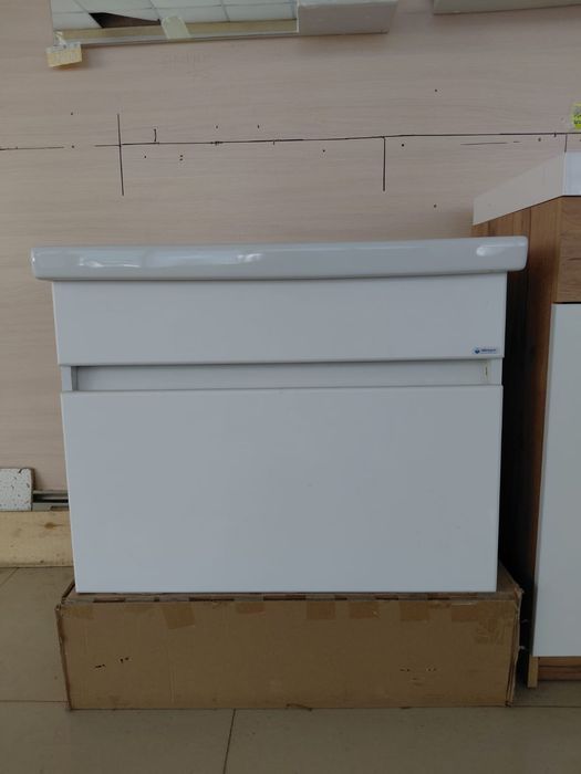 Продам тумбу подвесную