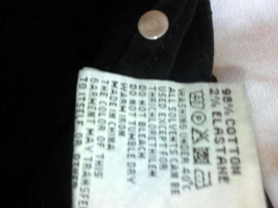 Pantaloni culoare negru intens Noi