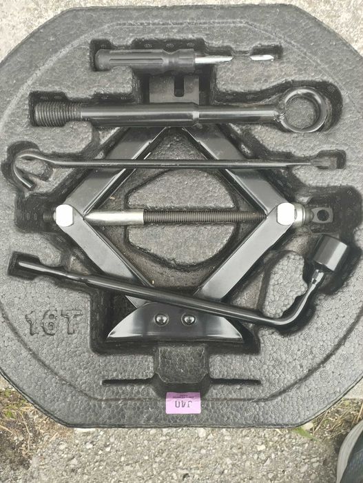 Органайзер с инструменти за Кия Хюндай