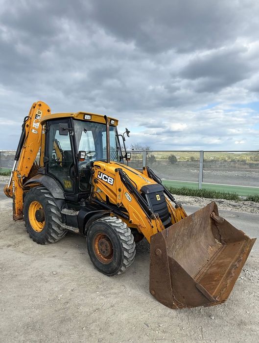 Buldoexcavator JCB 3CX AN 2010