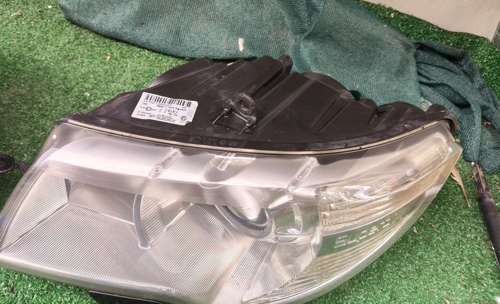Set faruri Skoda Superb 2