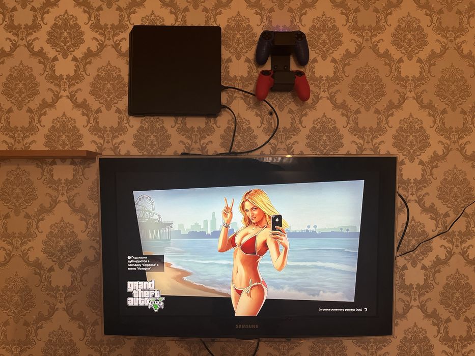 Playstation 4 slim 1 tb