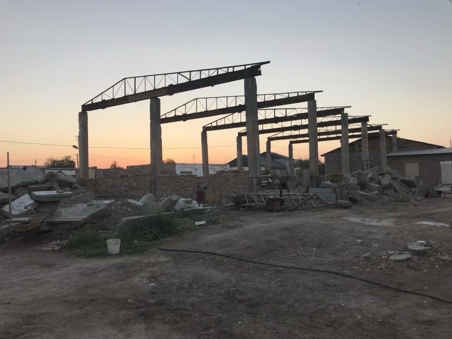 Курылысы питпеген имарат сатылады бизнес ислеуге арналган 12 суток жер