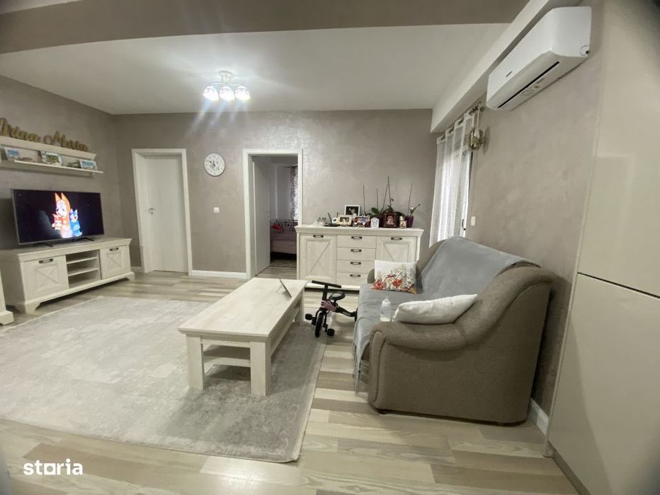 Apartament 3 camere, etaj 2, Calea Moldovei