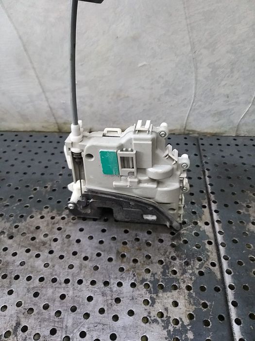 Broasca usa dreapta fata audi a3 8v 8x1837016c