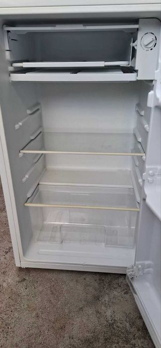 Малък употребяван хладилникх85 л