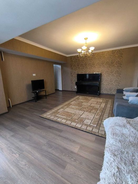 Сдается 2 комн на Достык Жамбыла