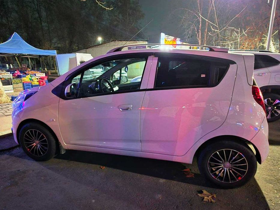 Продам свой Chevrolet Spark 2018