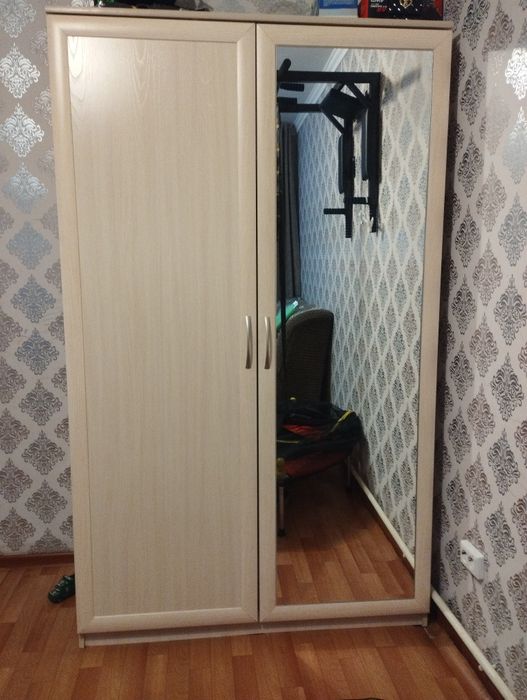 Продам шкаф и двухярусная кровать в хорошем состоянии