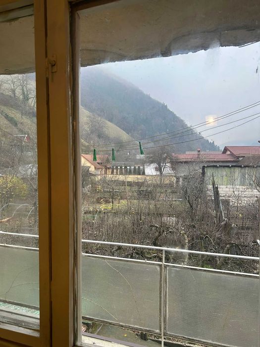 Apartament 2 camere decomandat – de vânzare