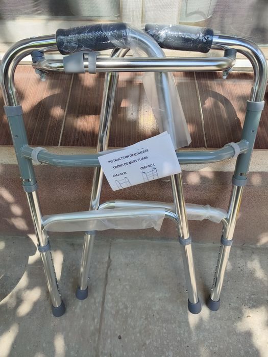 Cărucior cadru ptr pers dizabilități