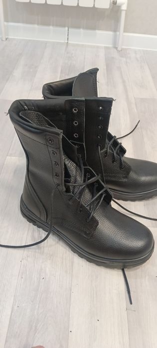 Продам берцы летние новые