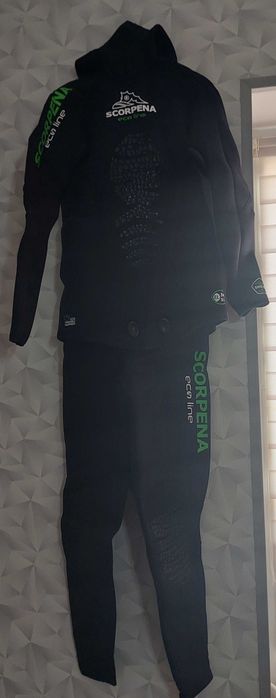 Продается гидрокостюм