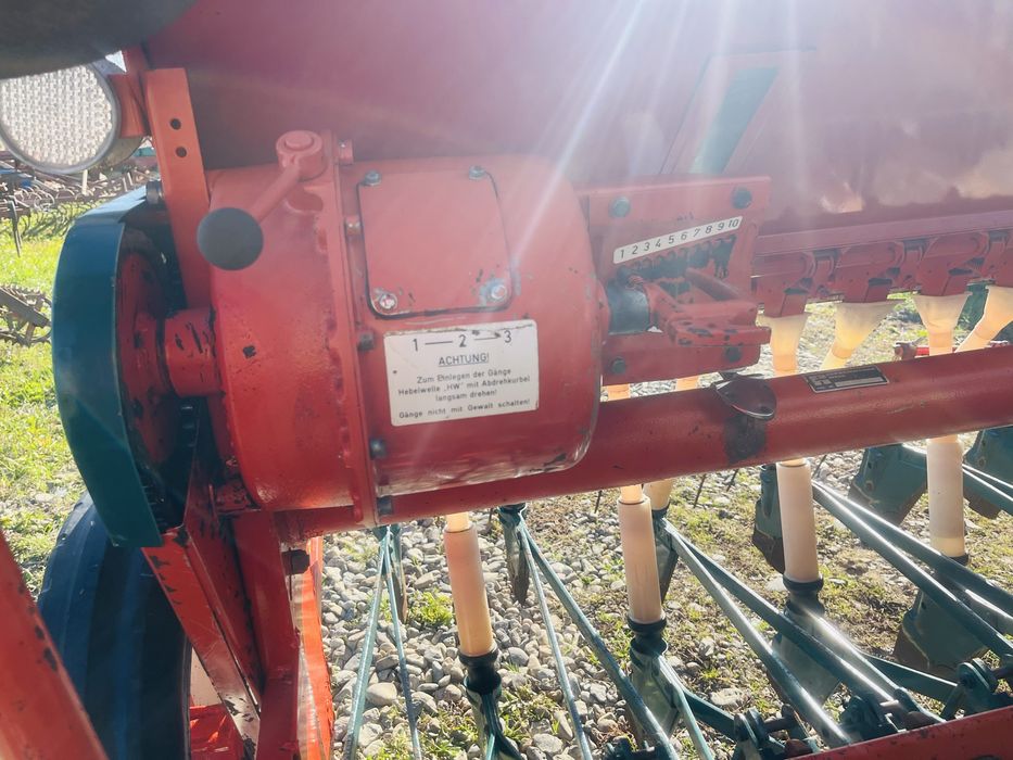 Semanatoare de paioase, lucerna, grau, iarba Reform Semo 88, 2.5 m, 21