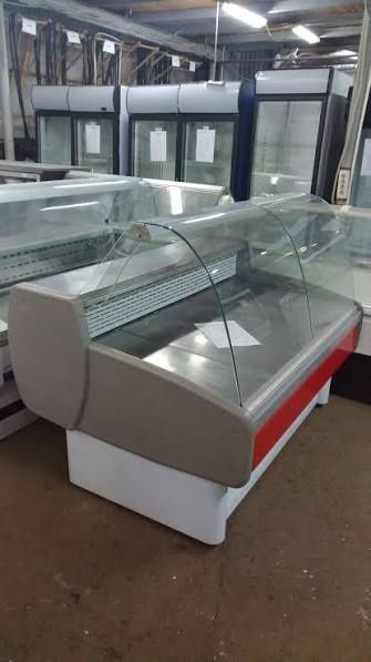 Витрина холодильник.б/у
