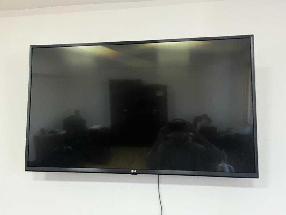 телевизор фирмы LG