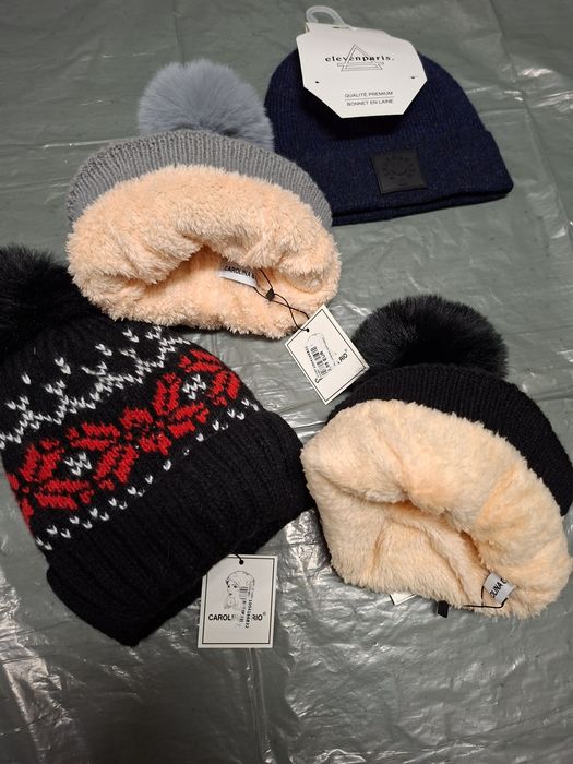 Нови зимни шапки за момичета