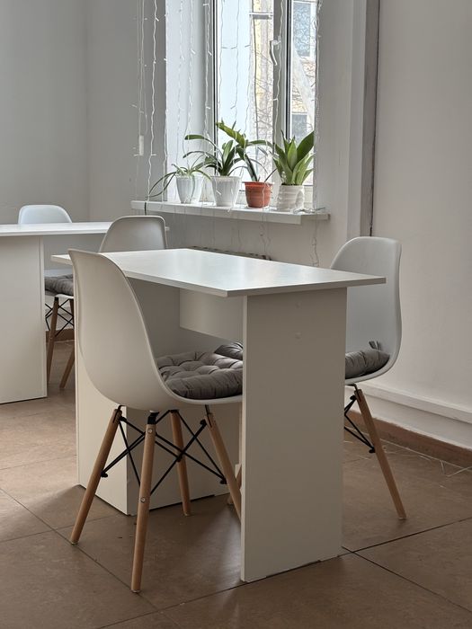 Сдам место мастеру маникюра